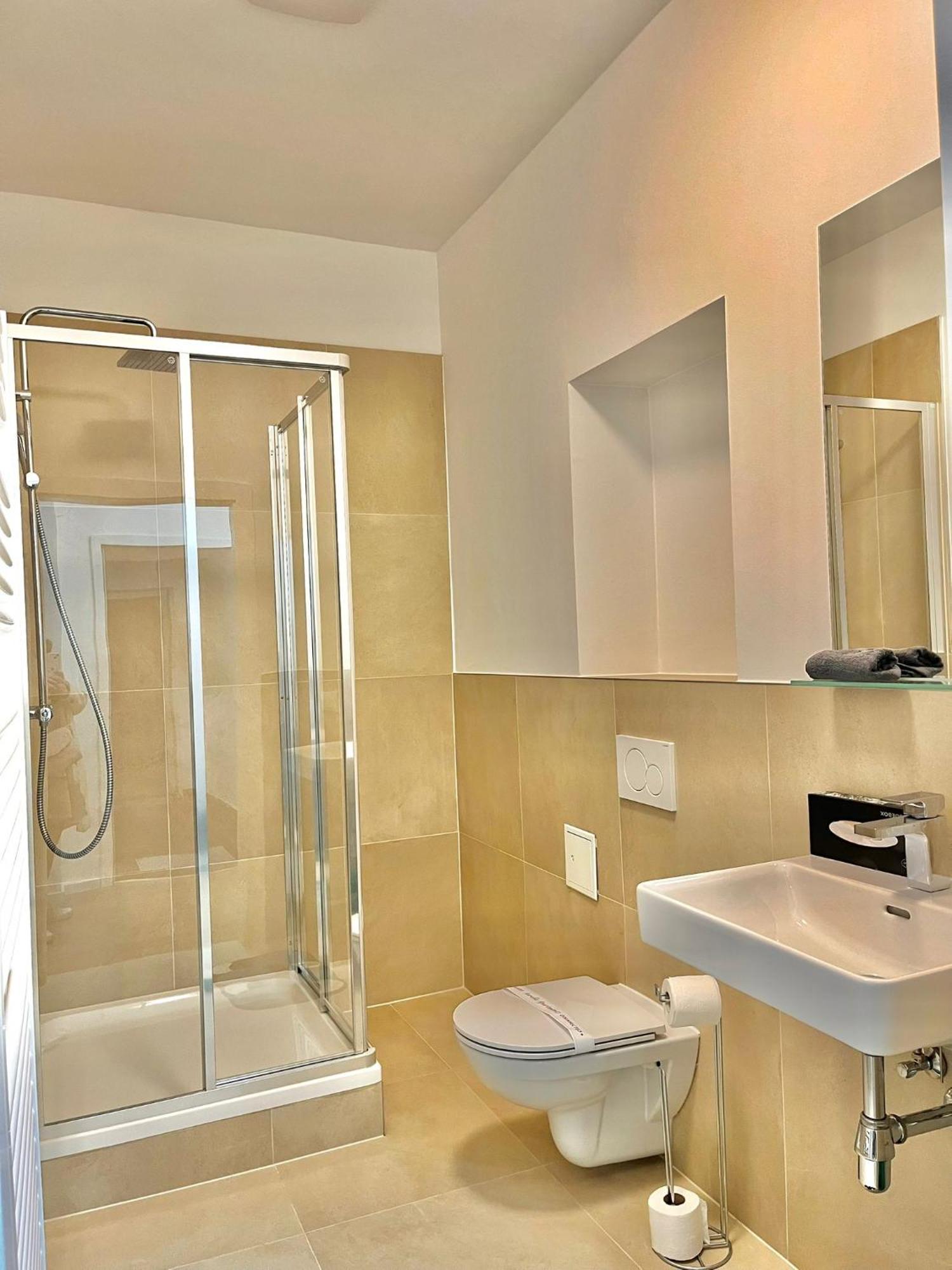 Aurellia Deluxe Apartments Vienna Exterior photo